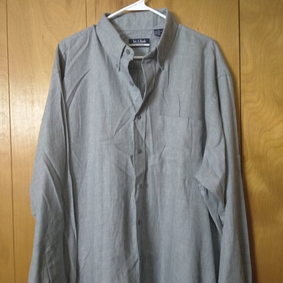 JOS A BANK SPORTSWEAR Men's XL Long Sleeve Gray Button Front Shirt 100% Cotton - Picture 2 of 4